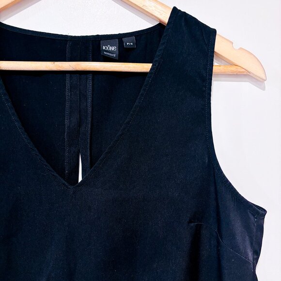 SIMONS – Black V-Neck Sleeveless Blouse | Minimalist Chic Tank | Small * - Picture 4 of 6